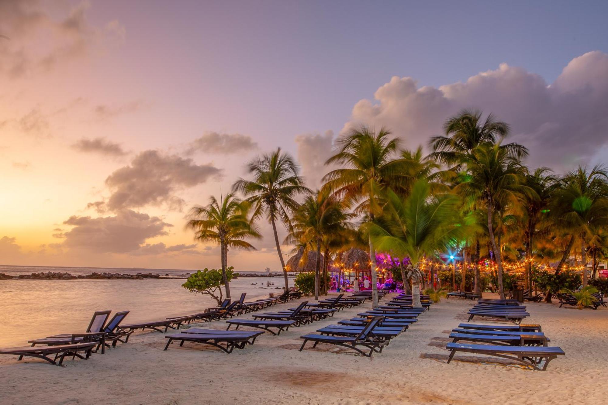 Lionsdive Beach Resort Curacao Exterior photo