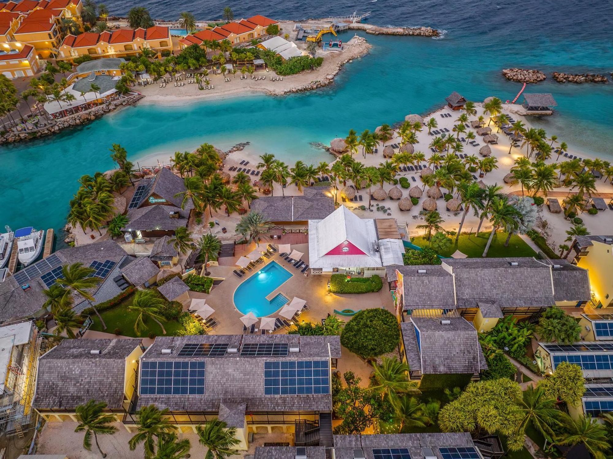 Lionsdive Beach Resort Curacao Exterior photo