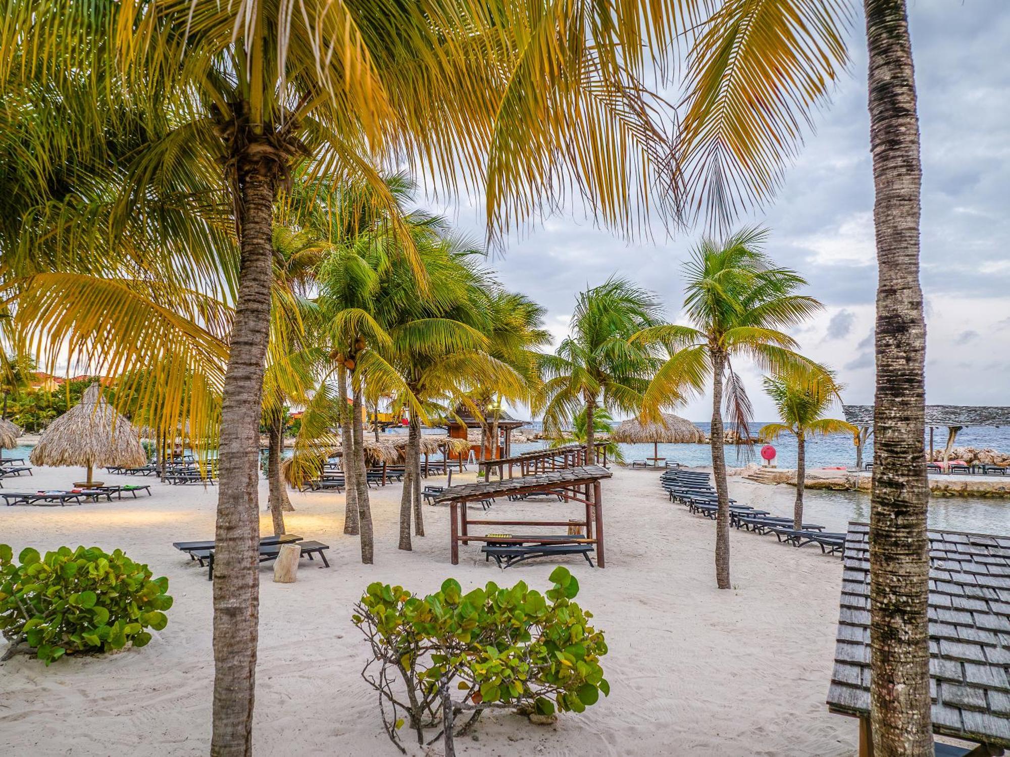 Lionsdive Beach Resort Curacao Exterior photo